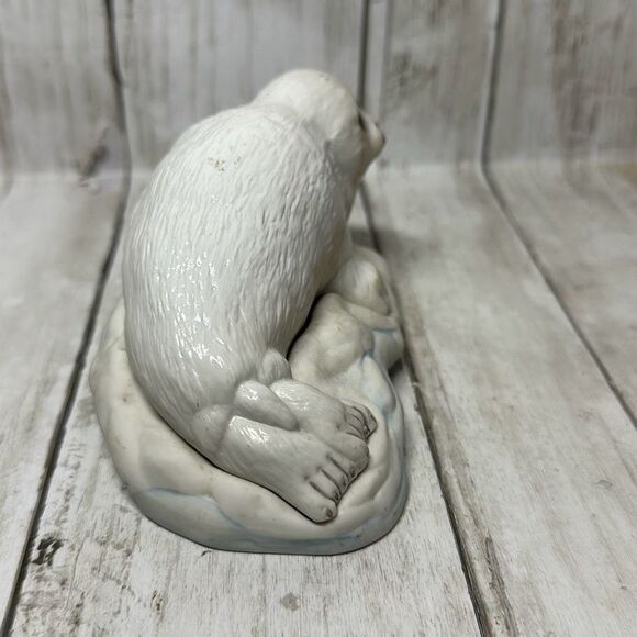 Edward Boehm Porcelain White Seal Pup On Iceberg #40127 Figurine USA - Picture 4 of 6